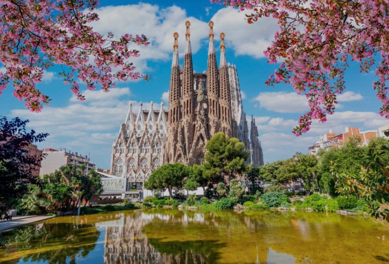 Room Con Bano Privado Sagrada Familia Βαρκελώνη Εξωτερικό φωτογραφία