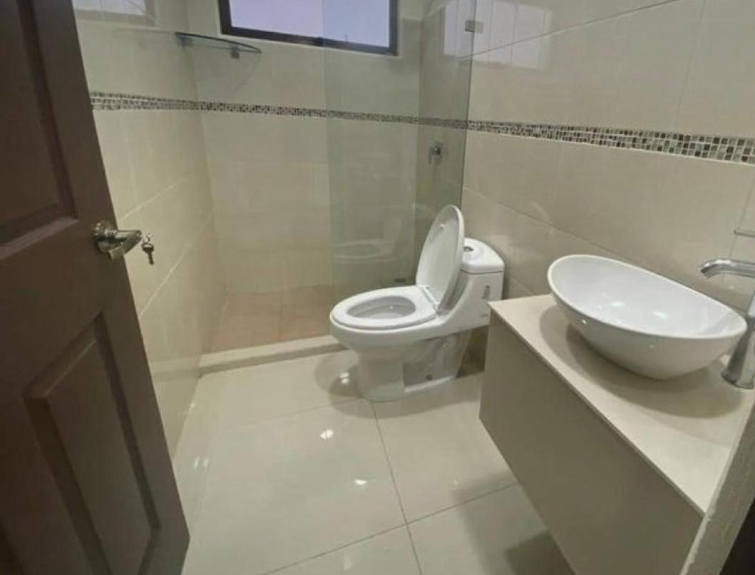 Room Con Bano Privado Sagrada Familia Βαρκελώνη Εξωτερικό φωτογραφία